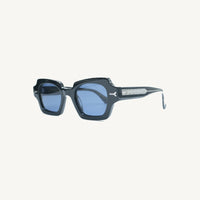 Lombia Ncedo Premium sunglasses in black, side view